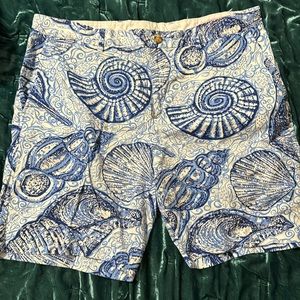 Men’s Beaumont shorts by Lilly Pulitzer size 38